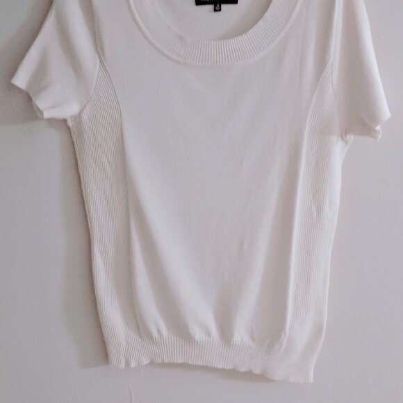 Jones New York White Top - Picture 2 of 10